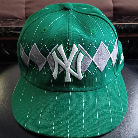 New Era Other - Green Argyle Diamond Pattern New Era New York Yankees Fitted Hat